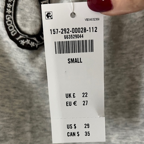 Abercrombie good luck tank - Picture 3 of 5